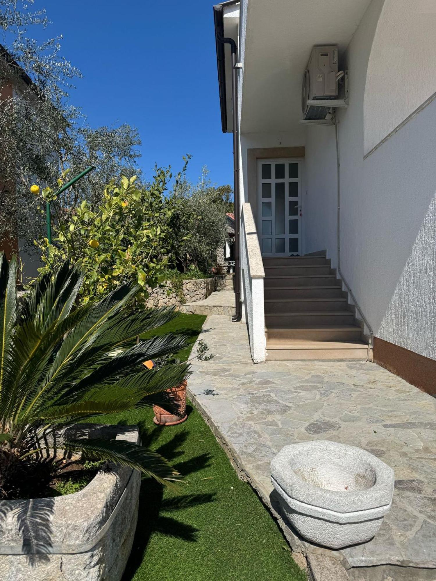 Apartman Kartec Veglia Exterior foto