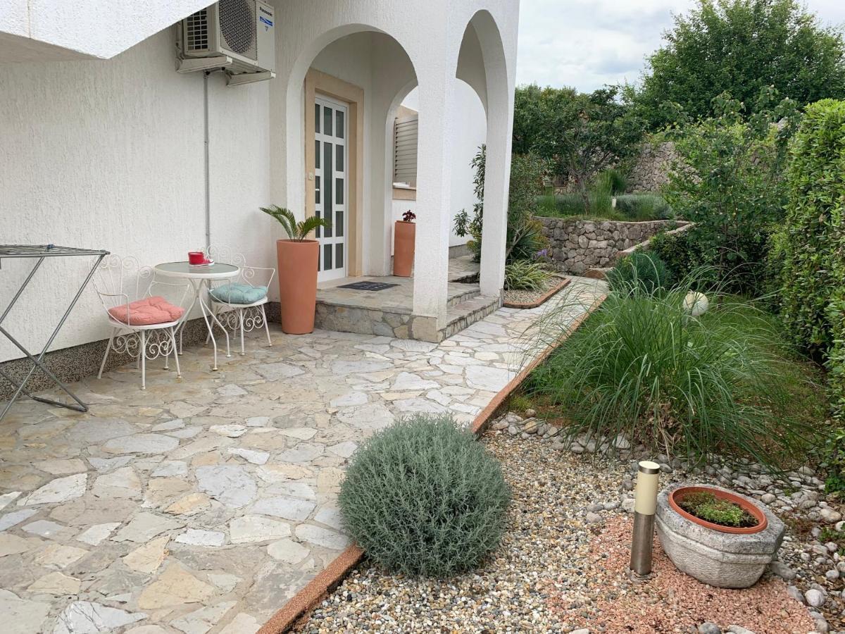 Apartman Kartec Veglia Exterior foto